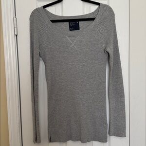 American Eagle Outfitters Heather Gray Knit Top